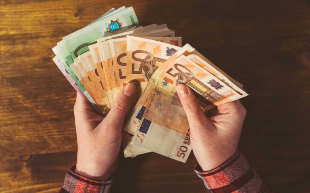 Kako delujejo investicijski skladi in kako vanje vlagati