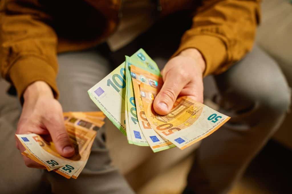 Kako načrtovati selitev z minimalnimi stroški Kako načrtovati selitev z minimalnimi stroški