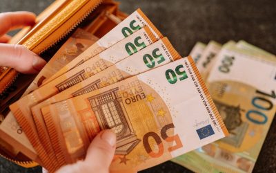 Kako zmanjšati finančne napetosti v partnerskem odnosu